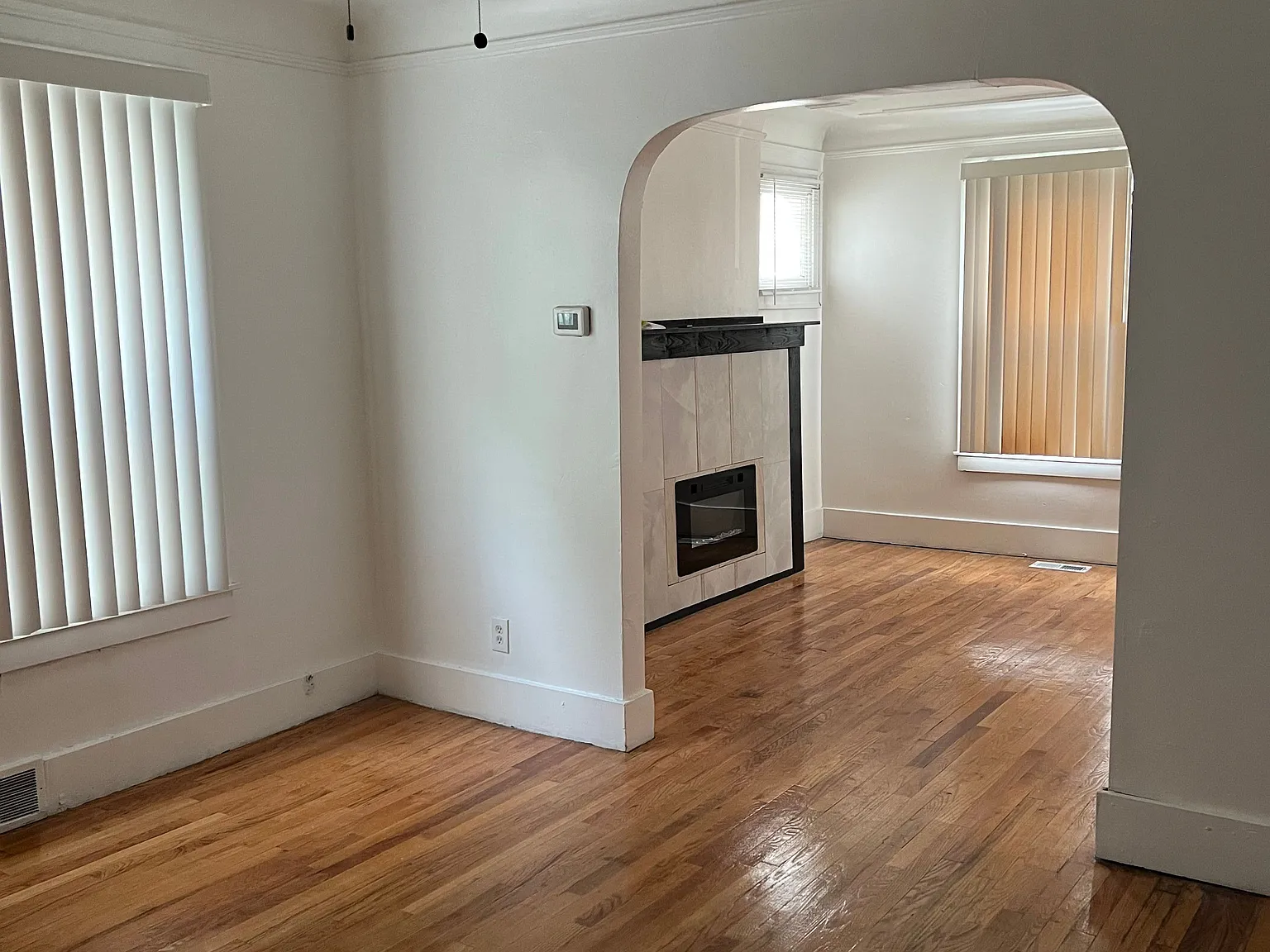 2 bed, 1.0 bath, 1100 sqft, $1,250 — Photo 2