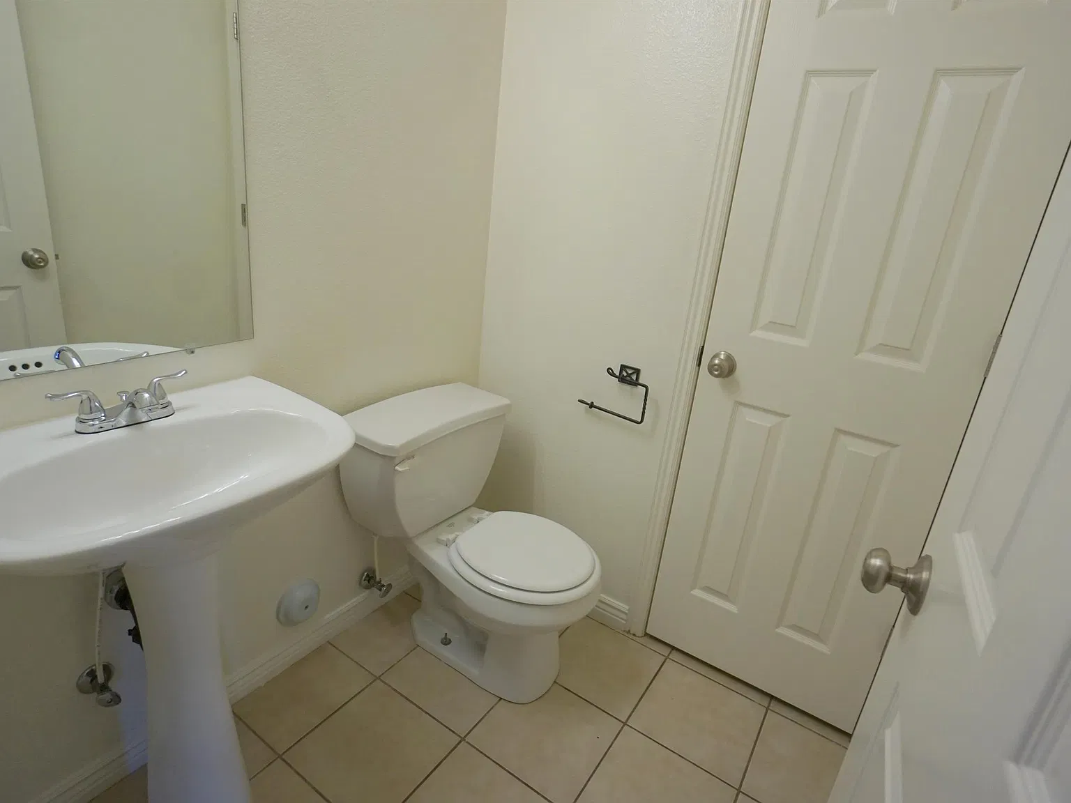 3155 S Hidden Valley Dr — Photo 3