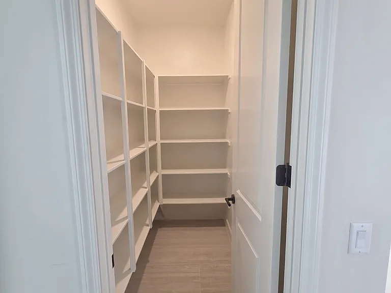 512 San Lorenzo Rd — Photo 24