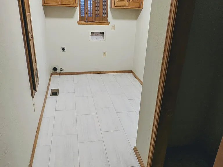 2657 Chateau Dr — Photo 33