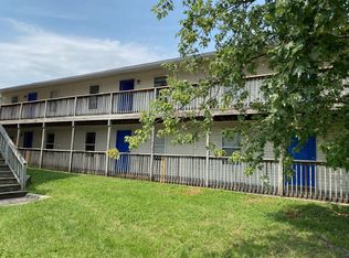 504 S Poplar St #5-2-3, Carbondale, IL 62901