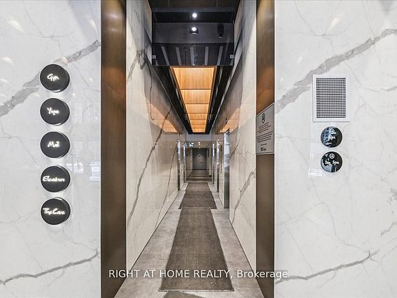 4th image of 161 Roehampton Ave #3608