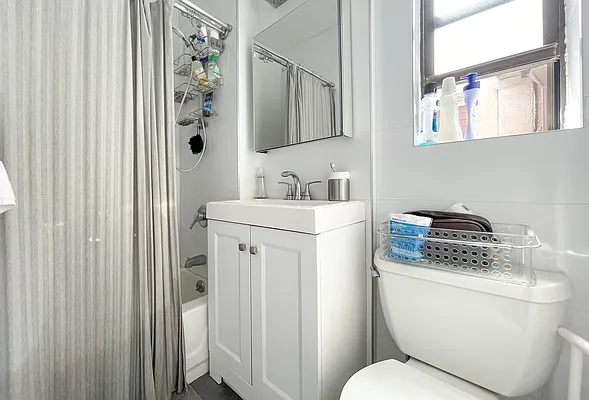 Rented by (Legacy) NY Quality Living Uptown | media 12