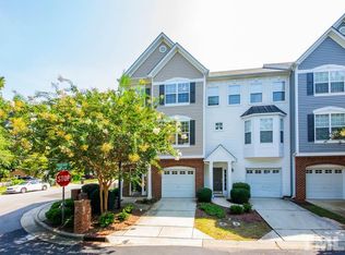 156 Madison Square Ln, Cary, NC 27513
