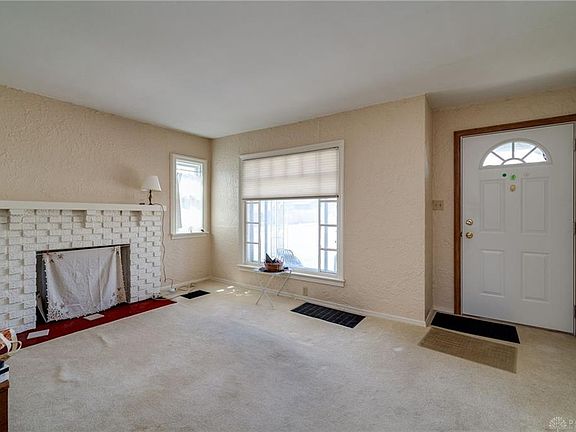 4th image of 2732 Winburn Ave