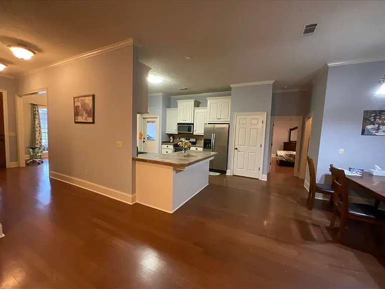 151 Bradfield Rd — Photo 8