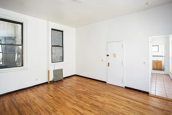 Rented by Century 21 American Homes | media 13