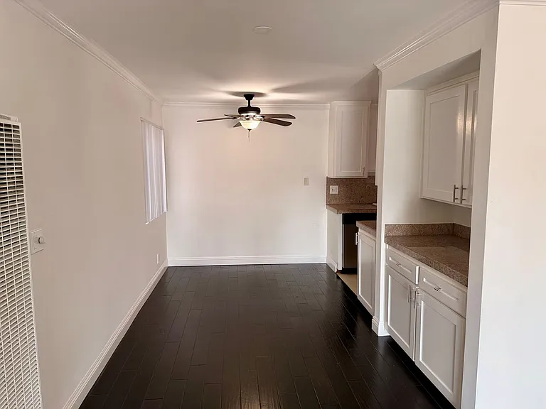 233 S Juanita Ave #1 — Photo 6