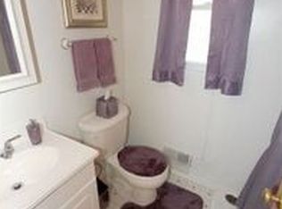 256 Meadowdell Dr, Pittsburgh, PA