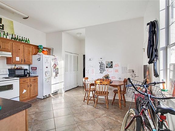 5th image of 716 S Salcedo St