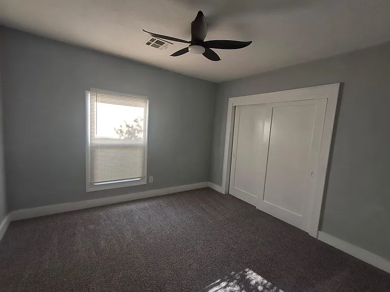 1504 NW Arlington Ave — Photo 10