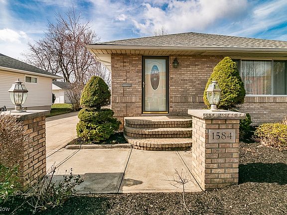2nd image of 1584 Mallard Dr
