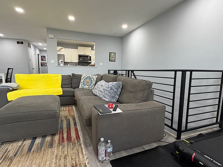 9144 Ellie Dr #B — Photo 32