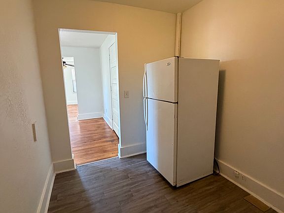 5th image of 1612 N Marion Ave