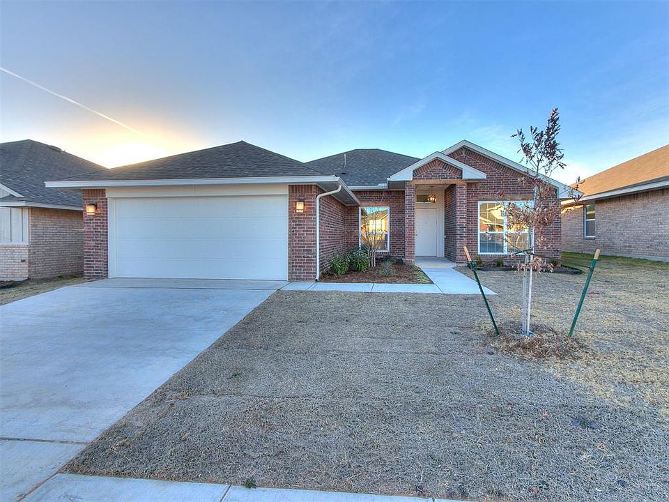 1st image of 1109 Acacia Creek Dr