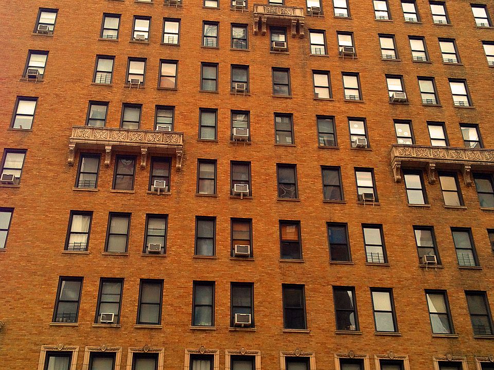 2nd image of 175 W 79th St #7B