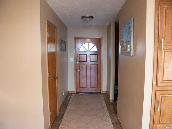 2nd image of 2237 Sherwood Ln