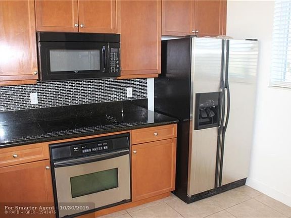 5th image of 2051 Coral Heights Blvd