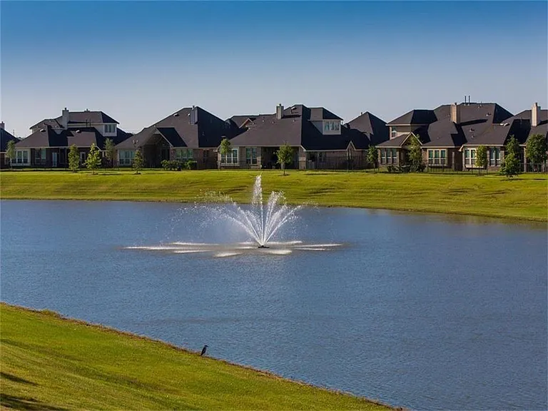 440 Round Lake Dr — Photo 29