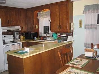 2nd image of 43 Amherst Rd