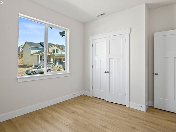 2nd image of 2206 E Badger Way