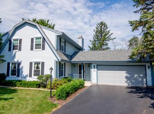 S76W17872 Saint Leonards Ct, Muskego, WI 53150