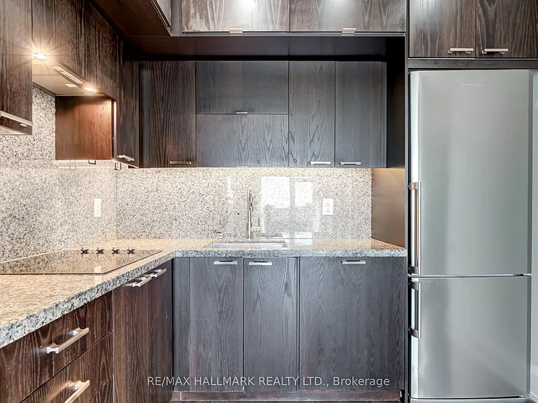 120 Harrison Garden Blvd #807 — Photo 14