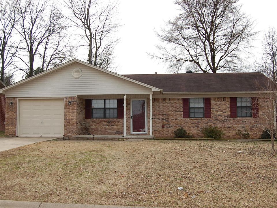 1st image of 410 Shadow Dr