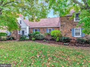 57 Woodland Dr, Lansdale, PA