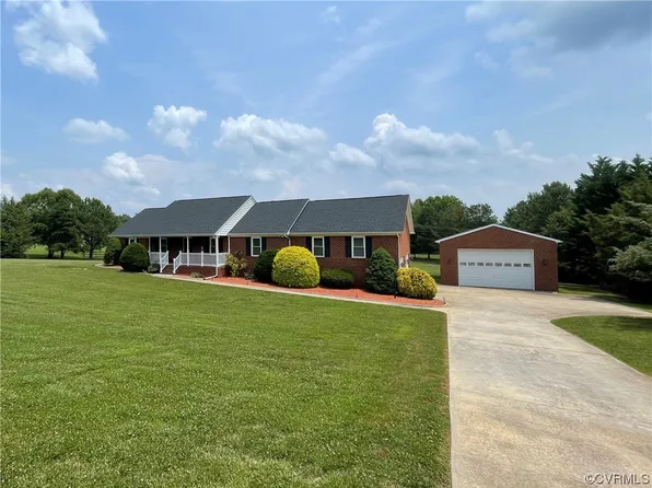 11941 Appaloosa Dr, Amelia Court House, VA 23002