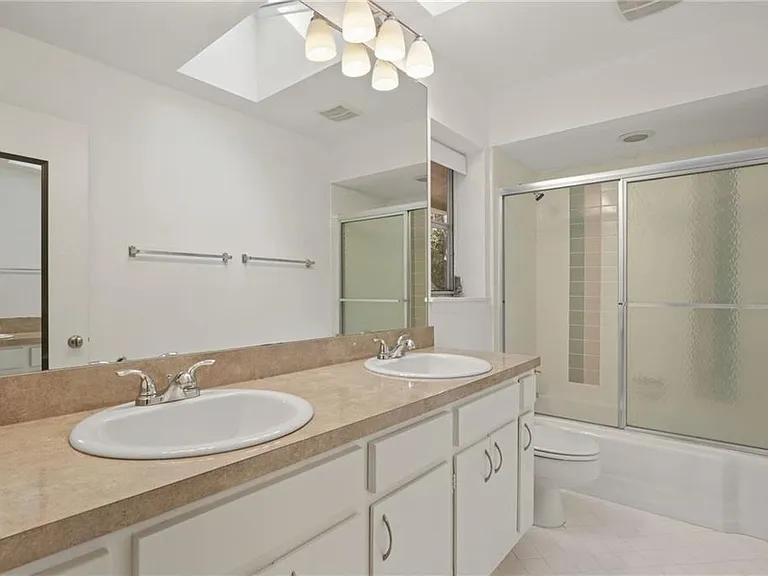705 Edgewater Trl NW — Photo 24