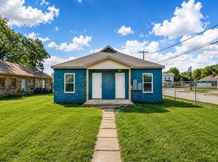 1601 E Hattie St, Fort Worth, TX 76104