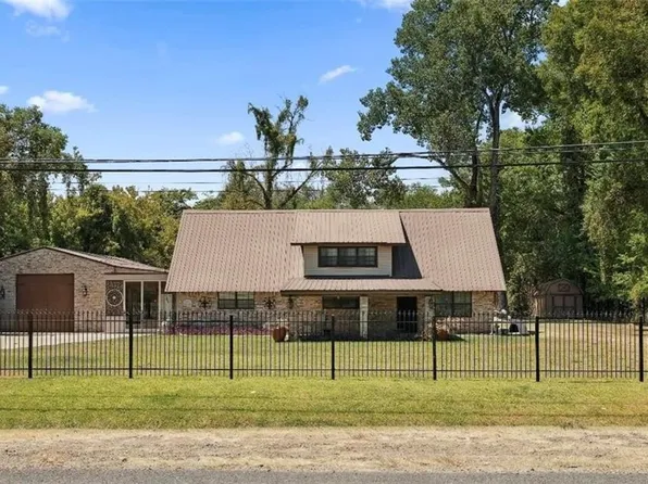 2026 Airbase Rd, Alexandria, LA 71303