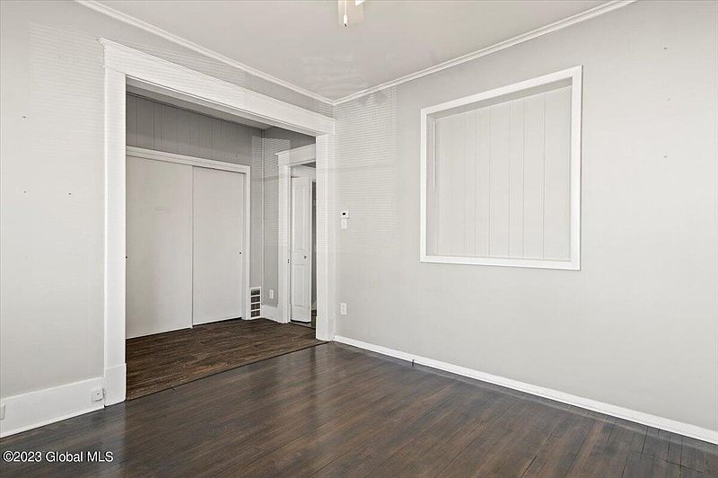 4th image of 141 Elmer Avenue