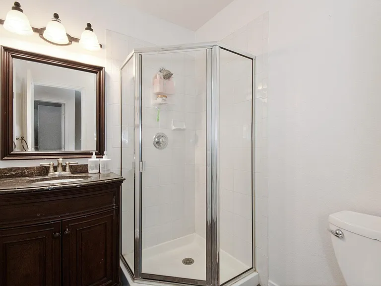 4567 E Kentucky Cir — Photo 16