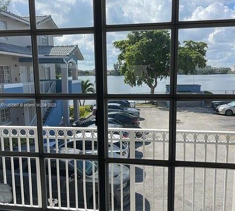 5th image of 8320 NW 103rd St APT 208-A
