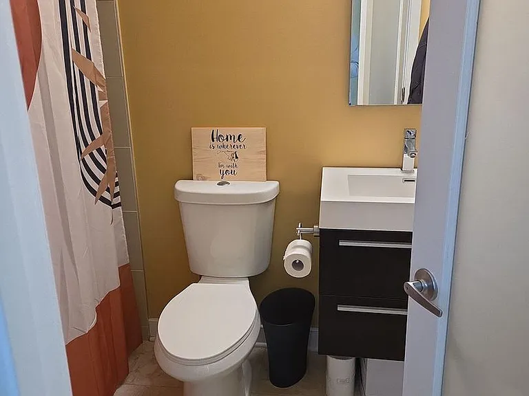 2518 Foster Ave — Photo 9