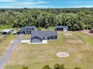 3111 Bell Beginnings Ct, Plant City, FL 33565