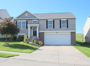 8834 Quest St, Omaha, NE 68122
