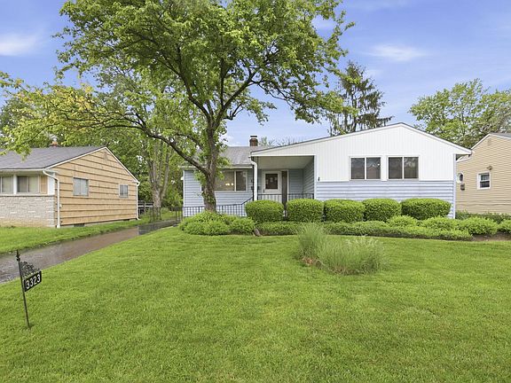 2nd image of 3323 Roswell Dr