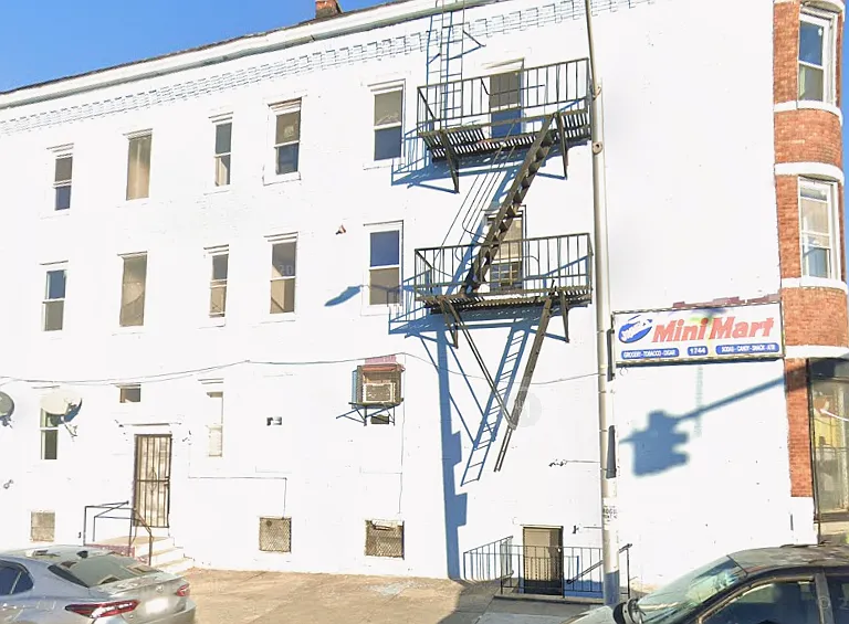 1744 W North Ave #3R — Photo 2