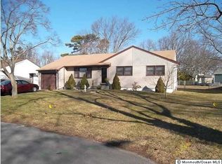 213 Green Tree Rd, Brick, NJ 08724
