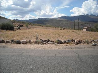 33201 S Mountain View Dr, Black Canyon City, AZ 85324