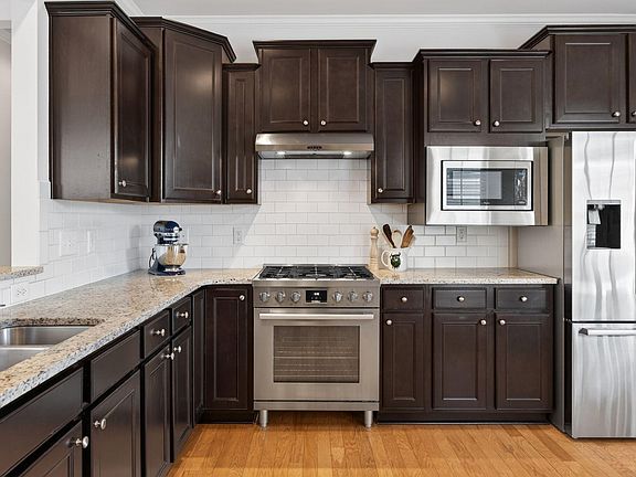 4th image of 119 Dare Pines Way