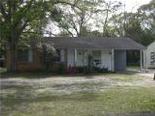 1st image of 138 Stafford Ave