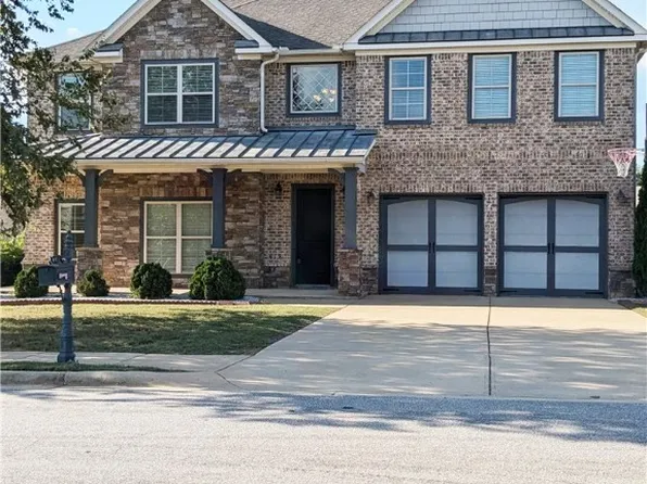 679 Cotswold Way, Auburn, AL 36830