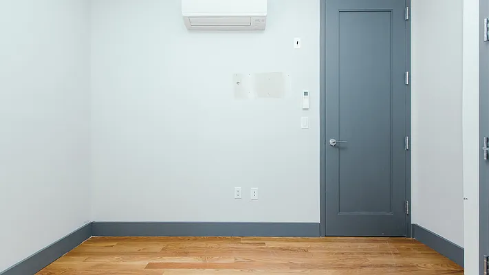 Rented by Nooklyn NYC LLC | media 35