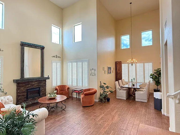 2245 W Clearview Trl — Photo 29