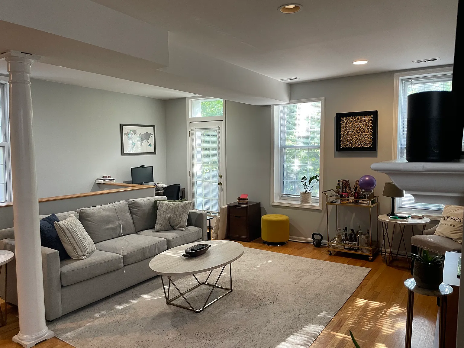 1545 N Bosworth Ave — Photo 2