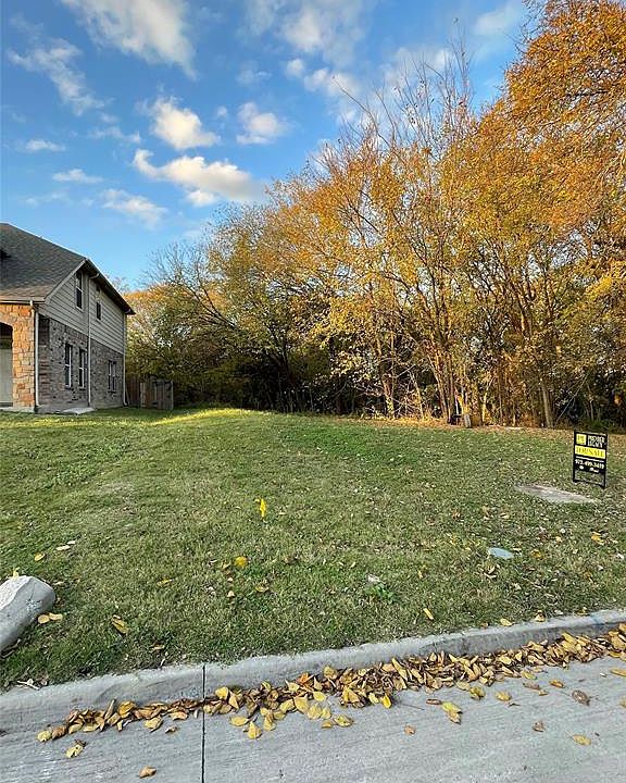 1st image of 813 Fenet St Lot 889